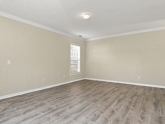 3rd image of 2356 Lazy River Dr
