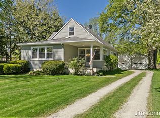 3904 Remembrance Rd NW, Grand Rapids, MI 49534