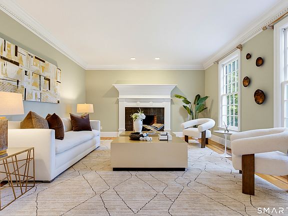 3rd image of 24 Langner Lane