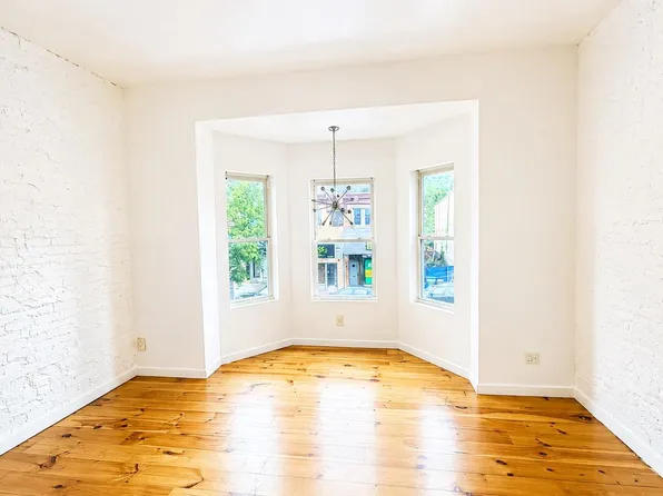 619 S 52nd St Floor 2, Philadelphia, PA 19143