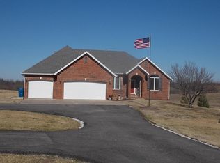 11027 W State Highway Tt, Republic, MO 65738