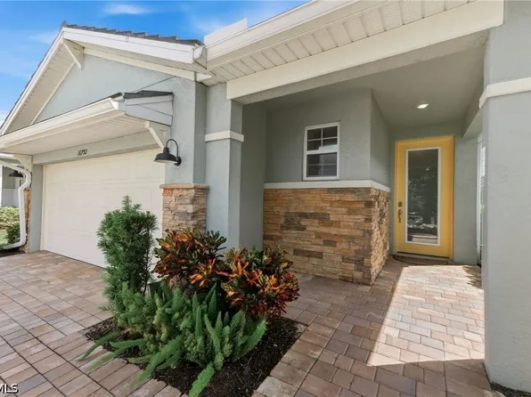 16792 Seasons Coast Dr, Bonita Springs, FL 34135