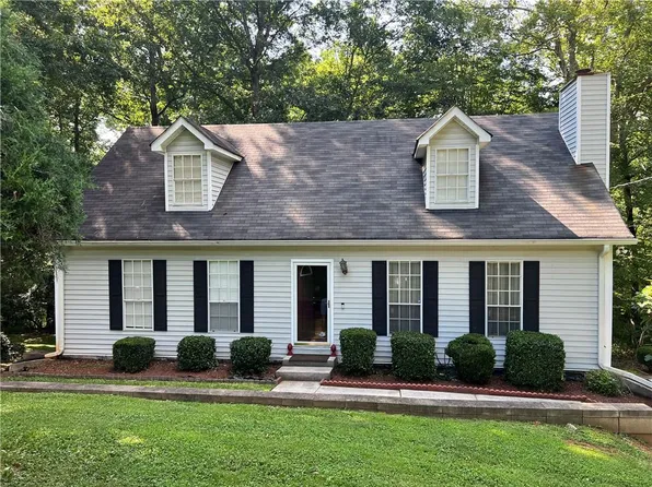 1005 Timbervale Ln, Lithonia, GA 30058