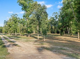 1411 Gainer Rd, Chipley, FL 32428