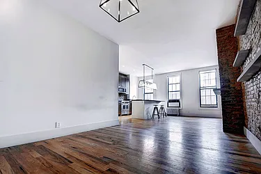 Rented by Urbane Brokerage