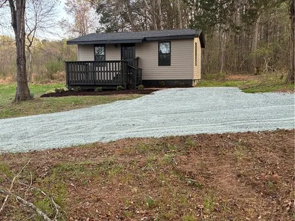 2813 Otter Creek Trl, Green Level, NC 27217