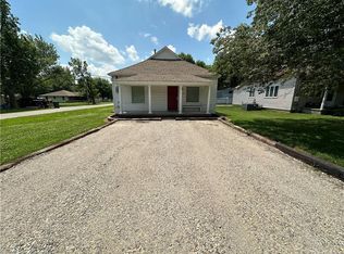 912 E Melvin St, Arma, KS 66712