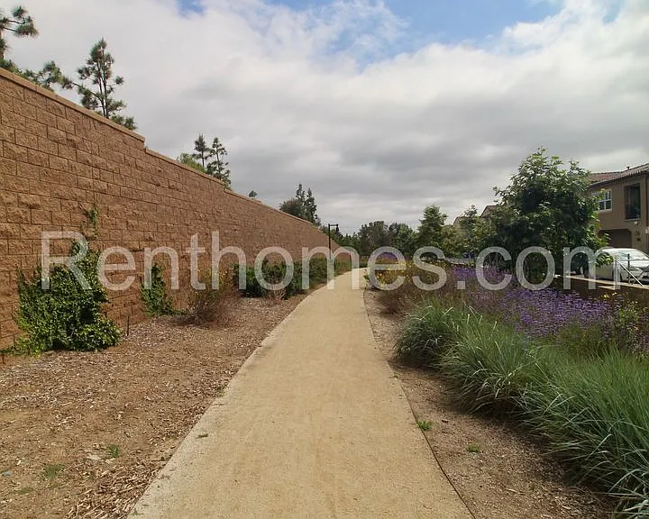 10835 Wendy Way — Photo 34