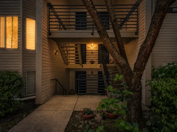5156 SW Multnomah Blvd APT G, Portland, OR 97219