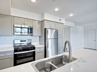 1819 E 9th St E #304, National City, CA 91950