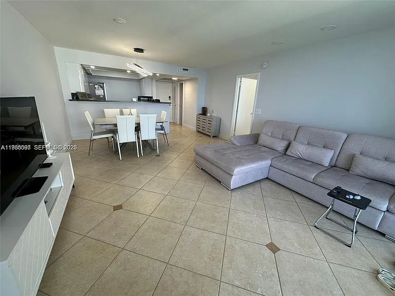2030 S Ocean Dr #2217 — Photo 6