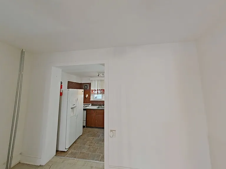 438 Saint Paul St — Photo 2