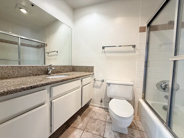 Park Rochester Apartments — Photo 33