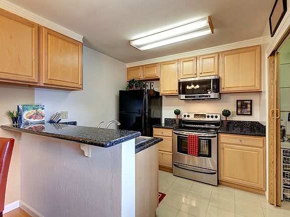 3rd image of 2123 Skylark Ct APT 1