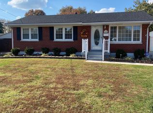 5304 Oak Lea Dr, Louisville, KY