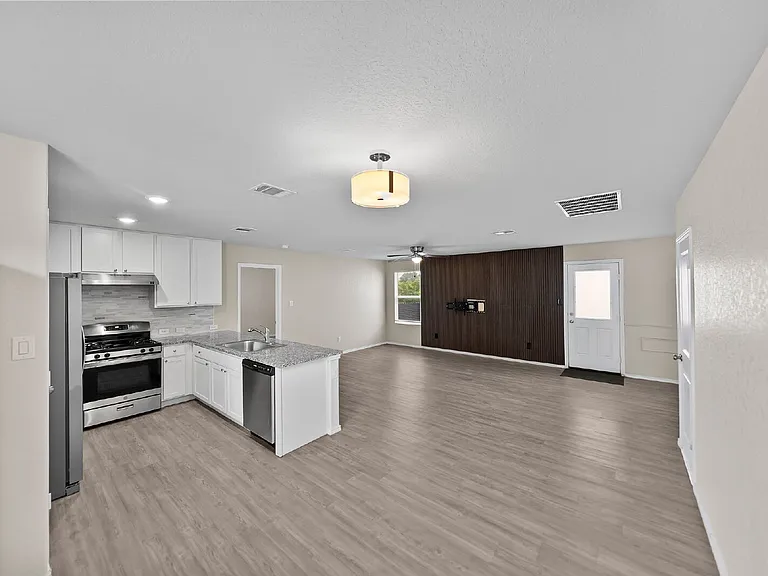 4138 Southton Tarn — Photo 13