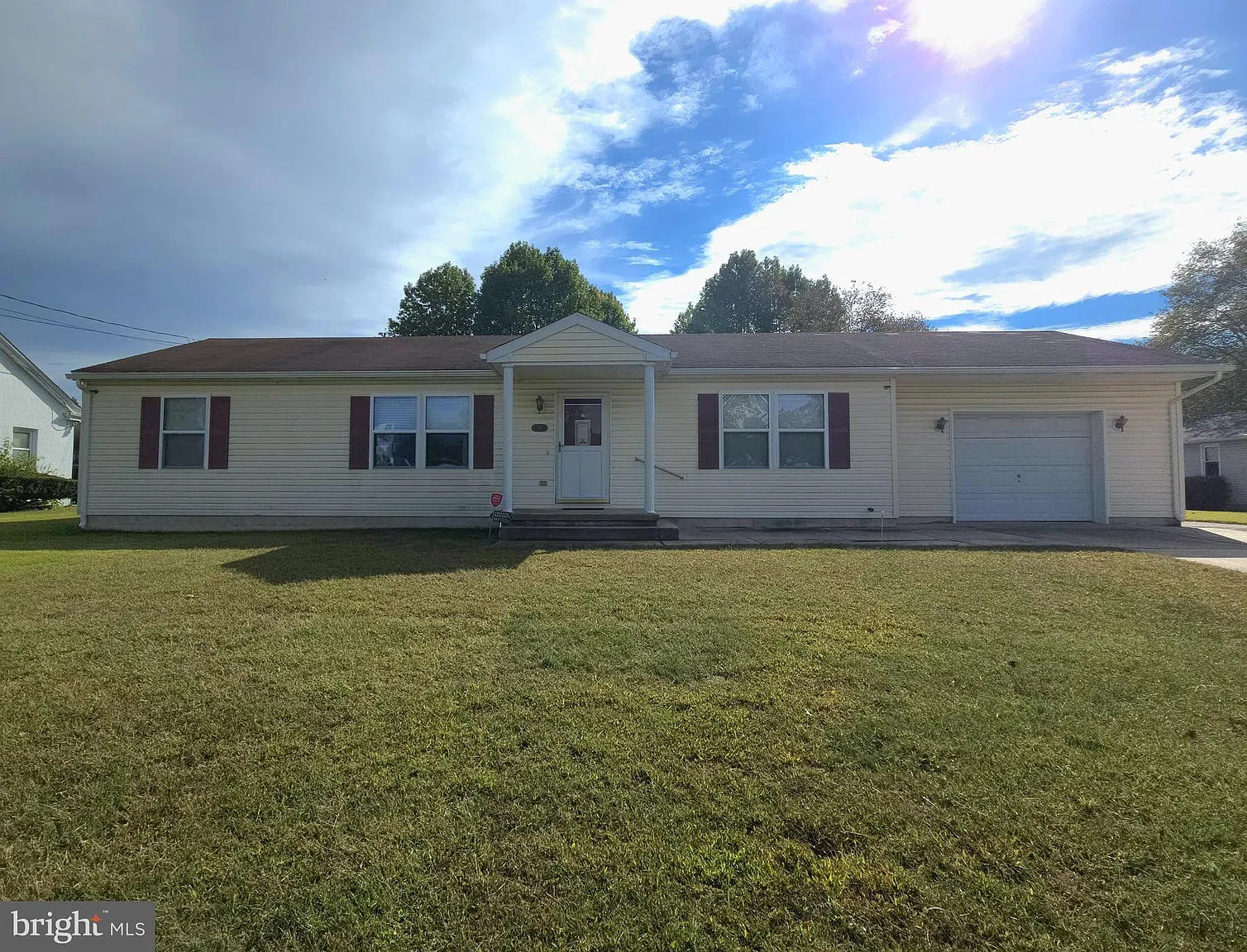 167 N Dolbow Ave photo 1
