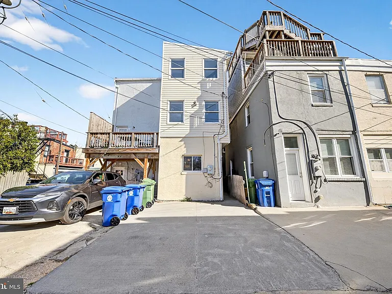 7 E Fort Ave — Photo 50