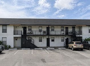 3375 Avenue J APT 9, West Palm Beach, FL 33404