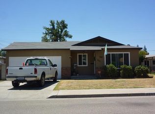 2011 Dennis Dr, Selma, CA 93662