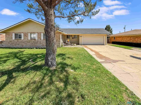 1809 Cattle Call Dr, Hobbs, NM 88240
