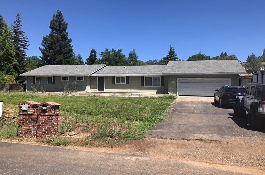 1st image of 2749 Montebello Way