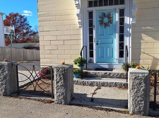 6 Pleasant St #D, Rockport, MA 01966