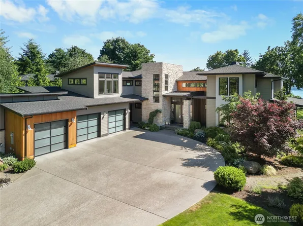 946 7th Court, Fox Island, WA 98333