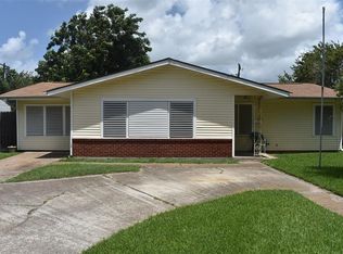 2002 1st Ave N, Texas City, TX 77590