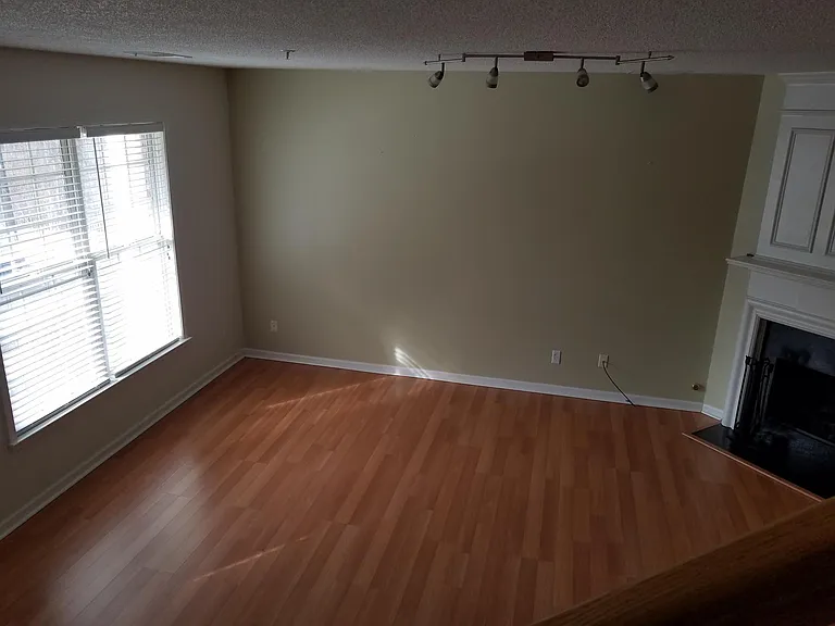 2240 Whitestone Pl — Photo 4