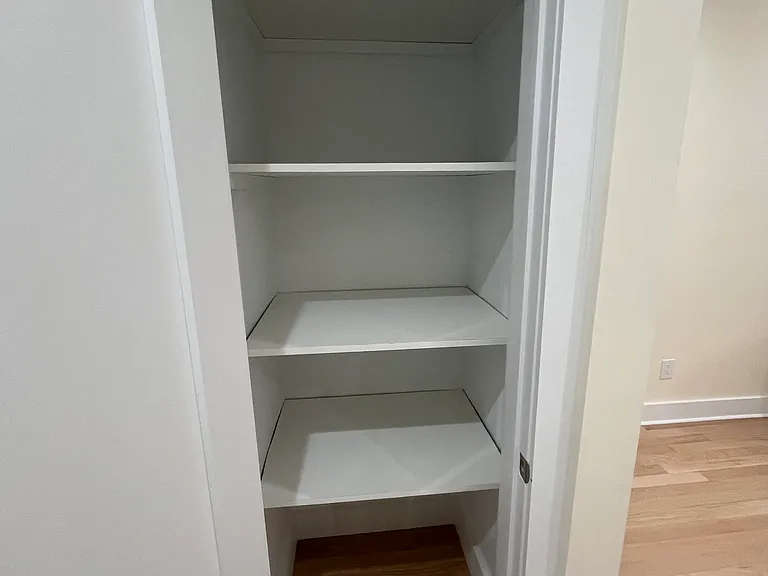 276 Riverside Dr #2FF — Photo 5