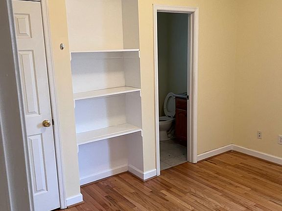 5th image of 3110 Hampton Hall Rd