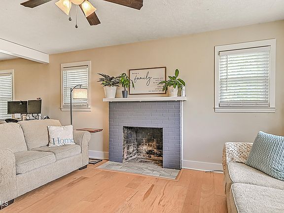 2nd image of 189 Mullins St