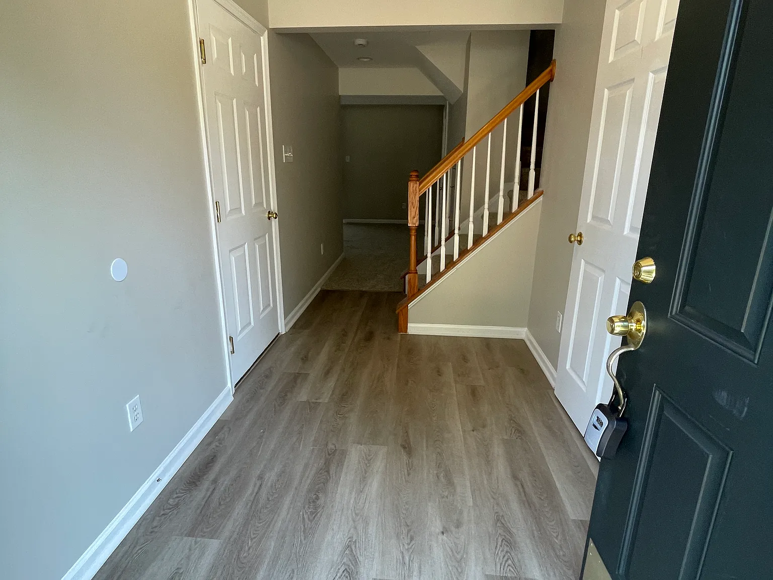 3 bed, 2.5 bath, 1610 sqft, $2,500 — Photo 3