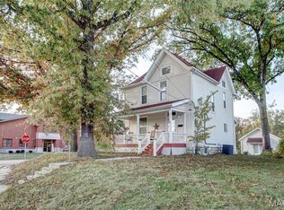 3302 College Ave, Alton, IL 62002