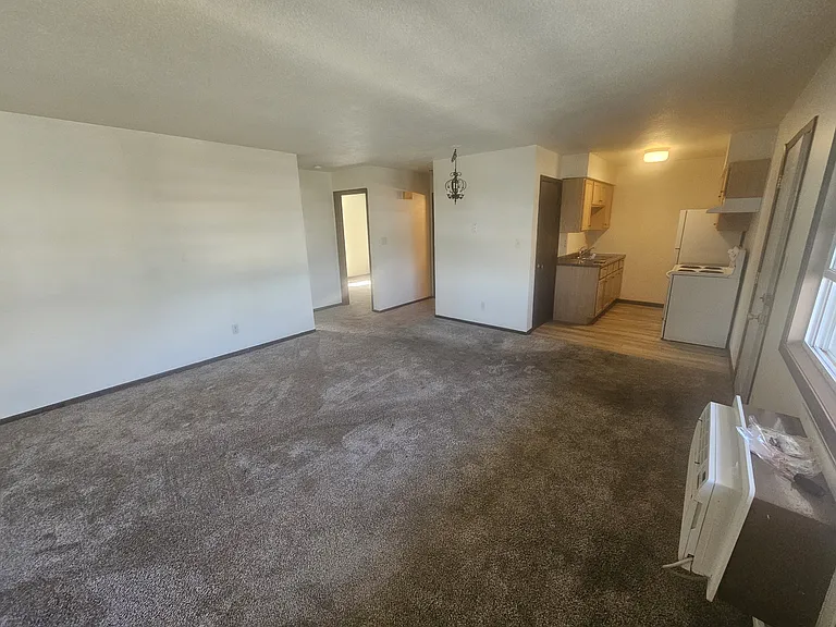 425 S Thayer Ave #101 — Photo 1