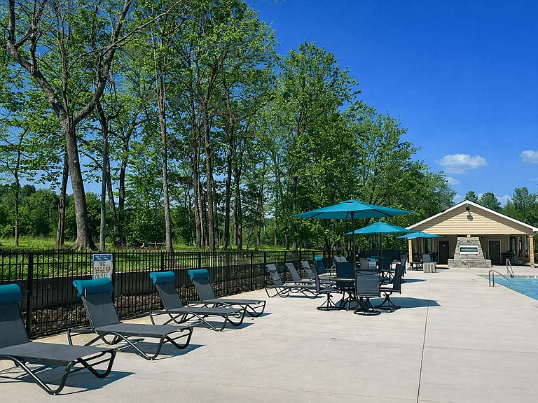 Pine Reserve Apartments — Photo 5