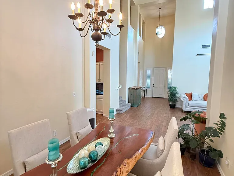 2245 W Clearview Trl — Photo 35