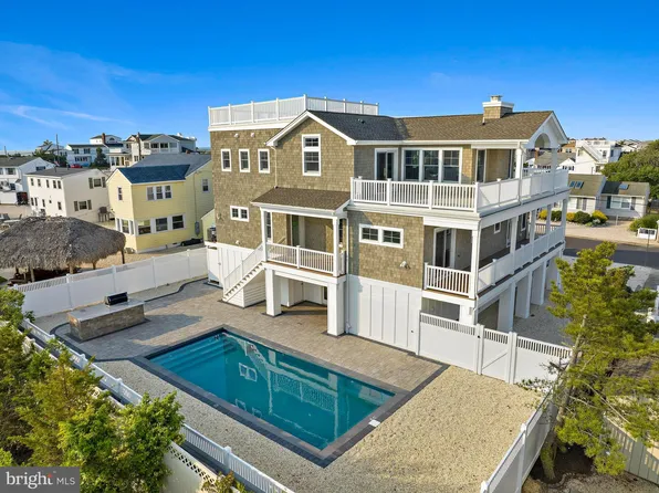 5 E Dayton Ave, Long Beach Township, NJ 08008
