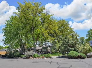 32 Skyline Dr, Wheat Ridge, CO 80215