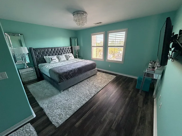 1129 Calle Montana — Photo 2