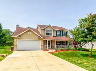 2239 Manchester Dr, Saginaw, MI 48609