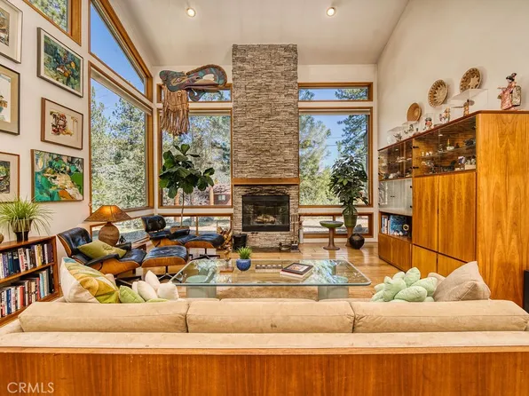 2519 Cedarwood Dr, Pine Mountain Club, CA 93222