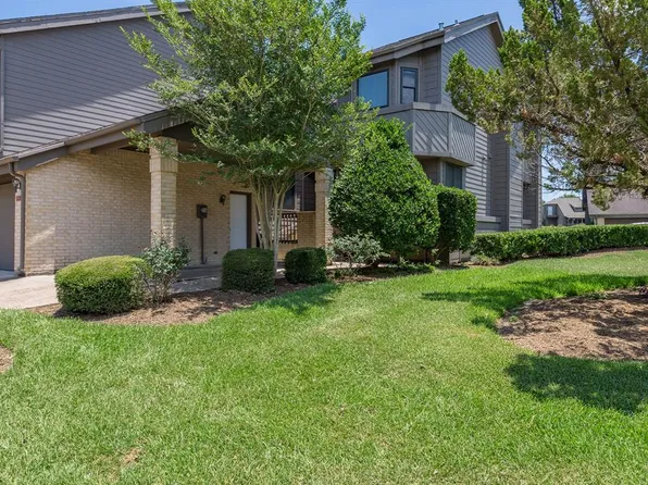 18107 Starboard Dr, Houston, TX 77058