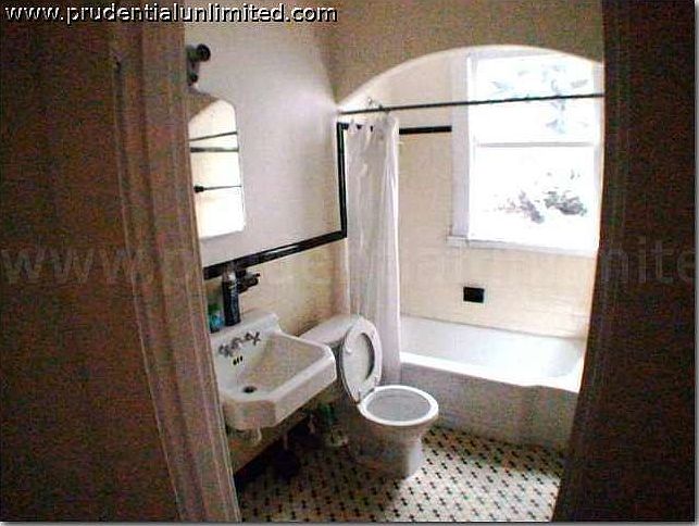 2nd image of 87 School St APT 3