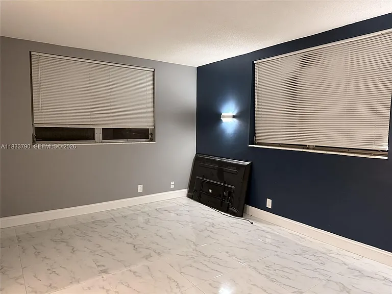 2861 NW 47th Ter #201A — Photo 14