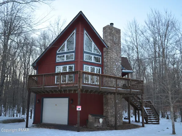 329 Maxatawny Dr, Pocono Lake, PA 18347