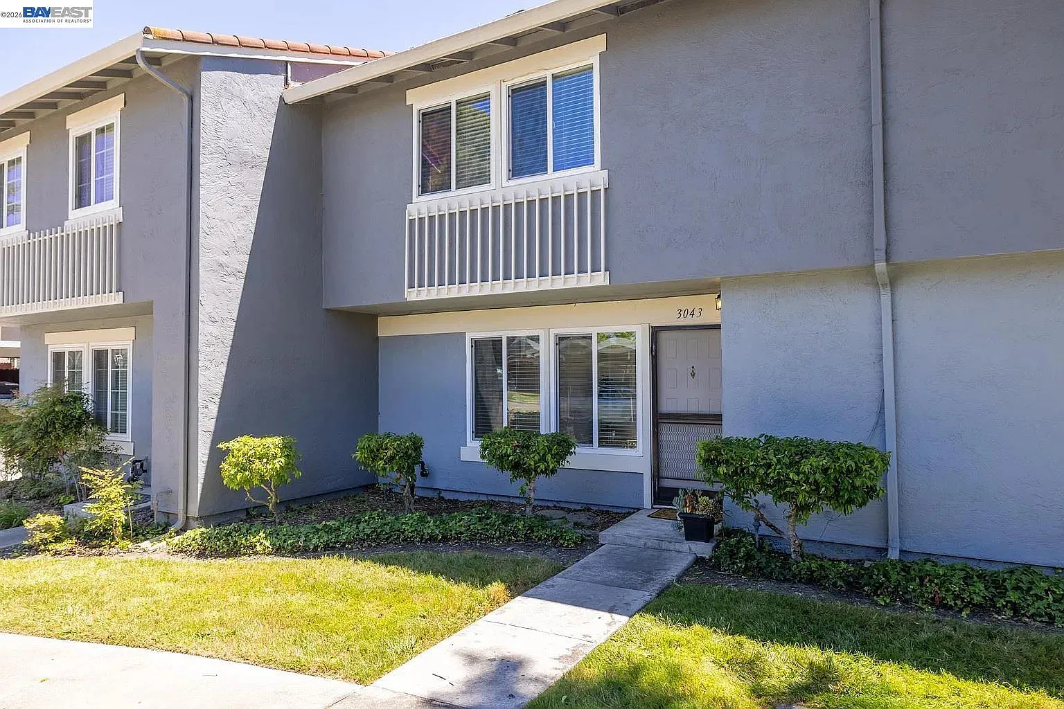 5 bed, 1132 sqft, $3,500 — Photo 2