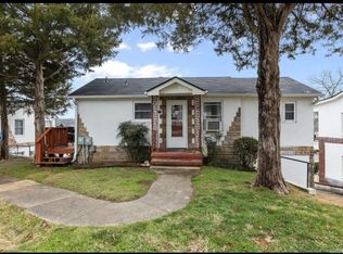 210 Aberina St, Hot Springs National Park, AR 71913