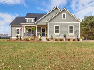 1632 Porter Rd, Burns, TN 37029